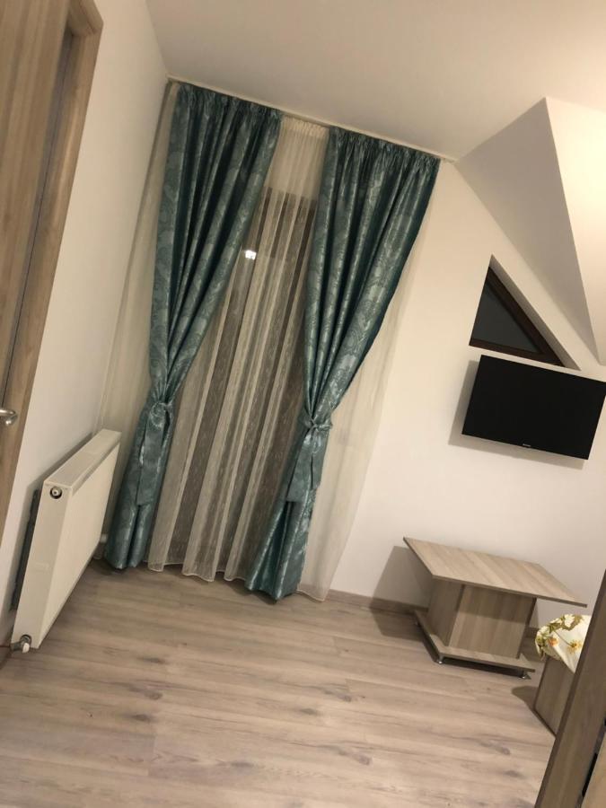 New House Ξενοδοχείο Curtea de Argeş Εξωτερικό φωτογραφία