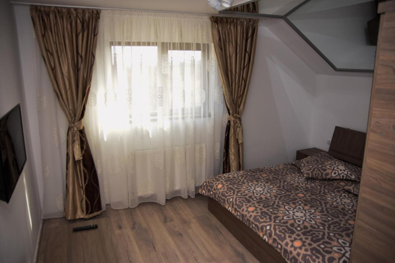 New House Ξενοδοχείο Curtea de Argeş Εξωτερικό φωτογραφία