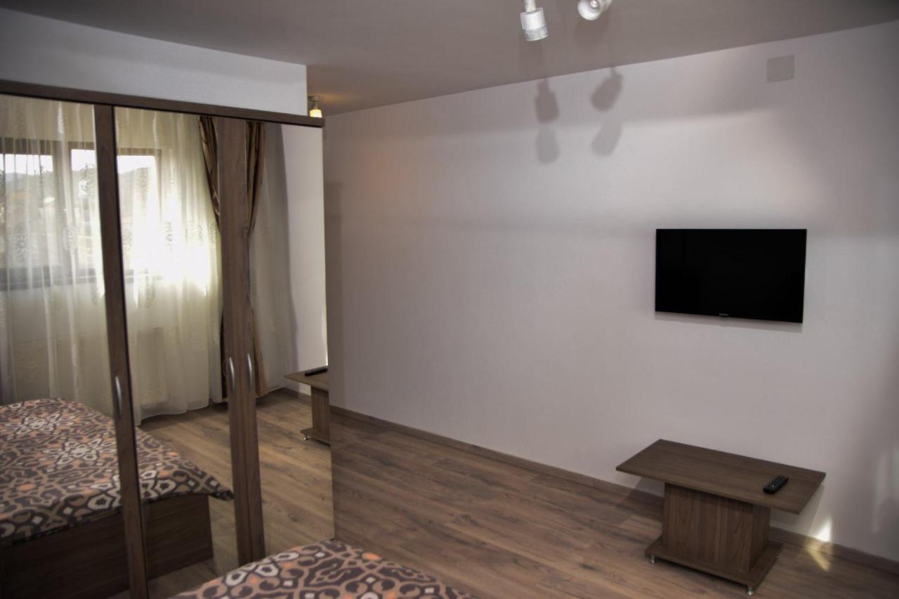 New House Ξενοδοχείο Curtea de Argeş Εξωτερικό φωτογραφία